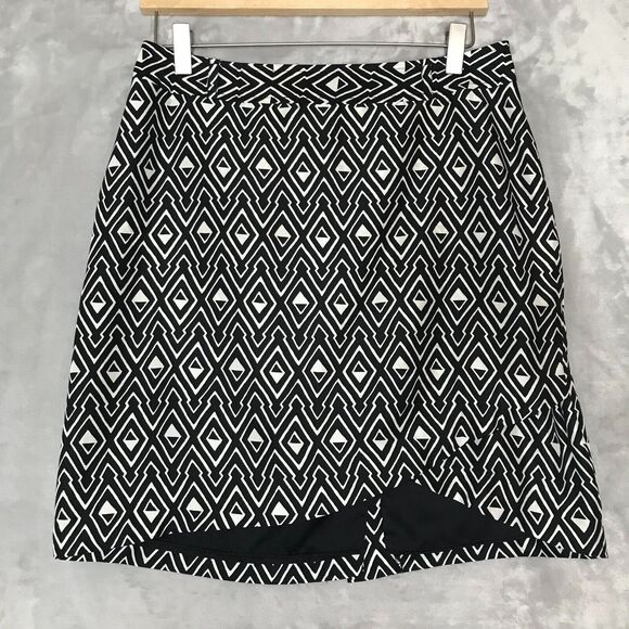 White House Black Market Dresses & Skirts - White House Black Market Skirt Womens 4 Silk Faux Wrap Front Lined Career Pencil